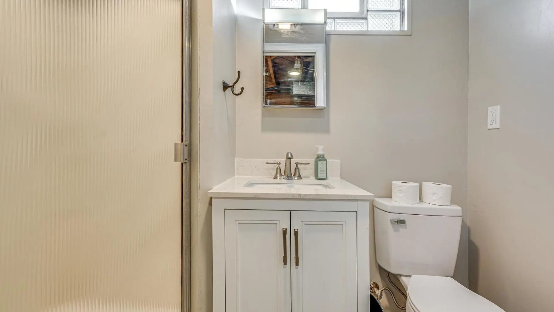 Columbus Vacation Rental, 7 Mi To Downtown! 0*,