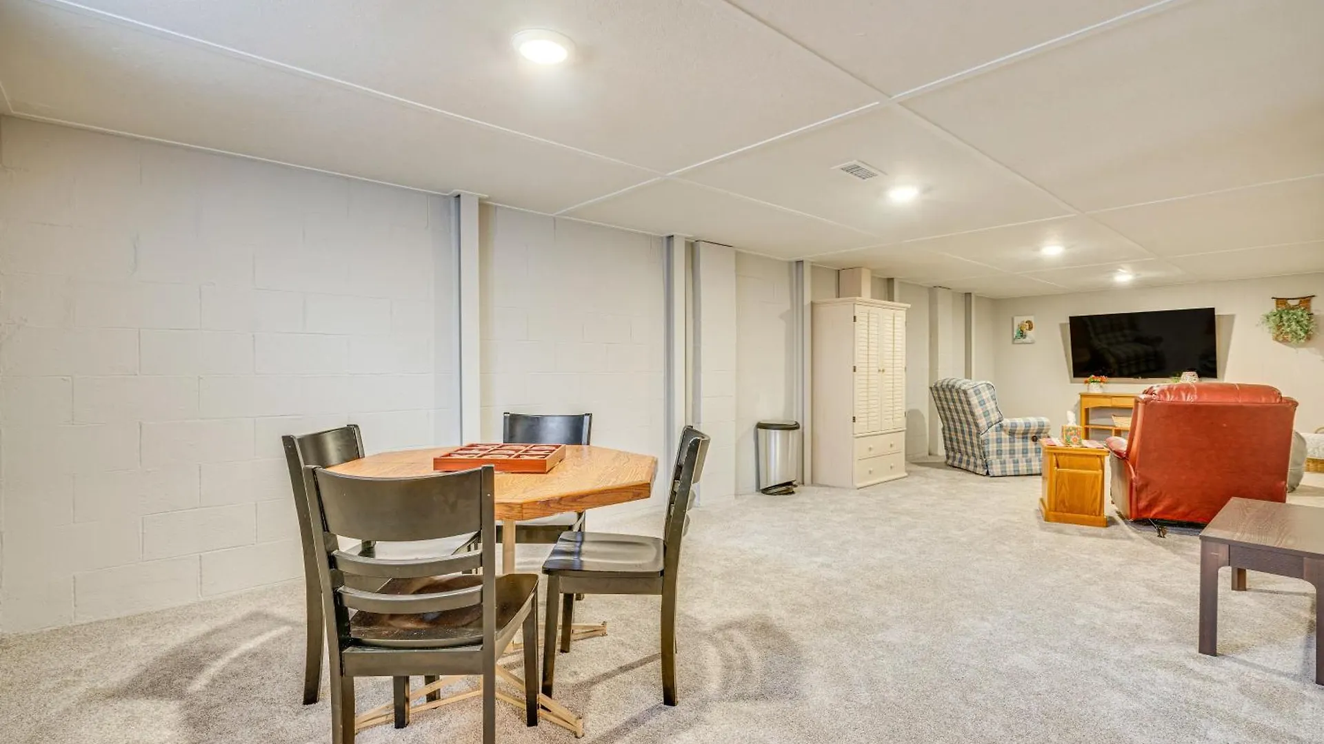 Columbus Vacation Rental, 7 Mi To Downtown! 0*,