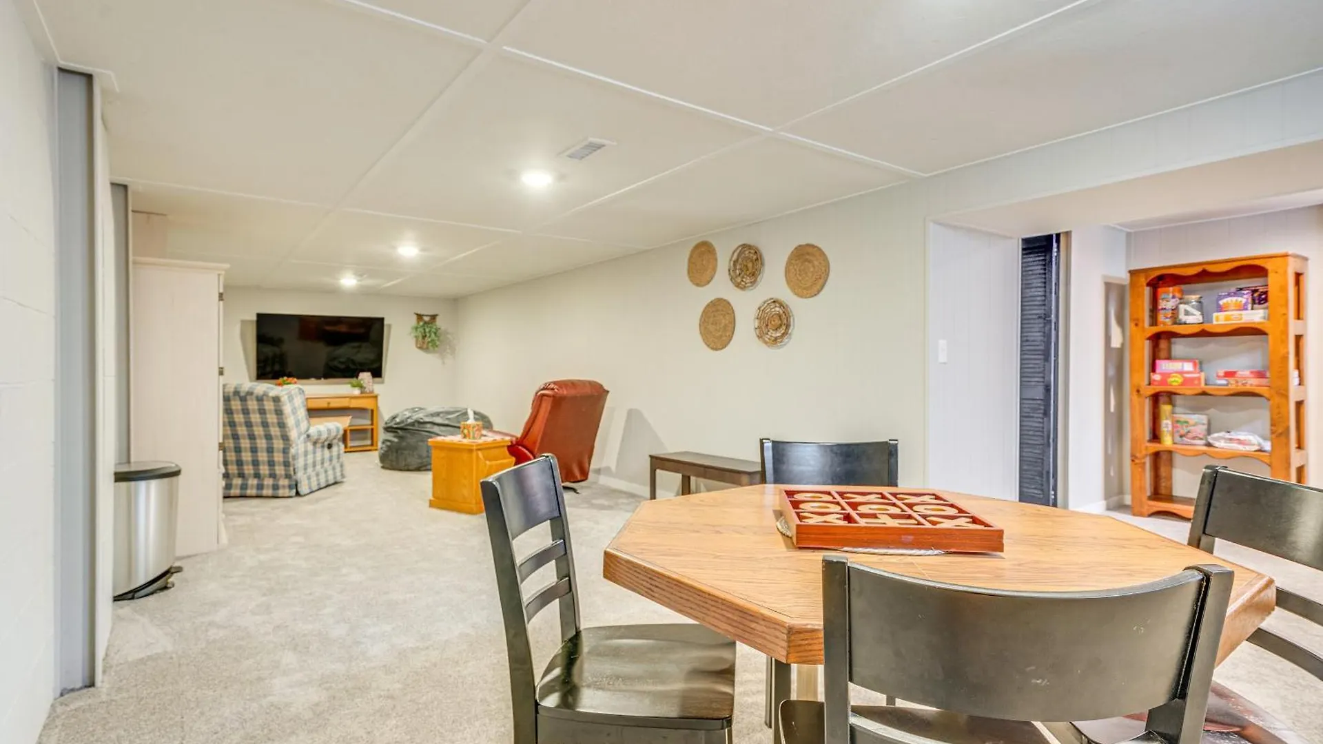 Columbus Vacation Rental, 7 Mi To Downtown! 0*,